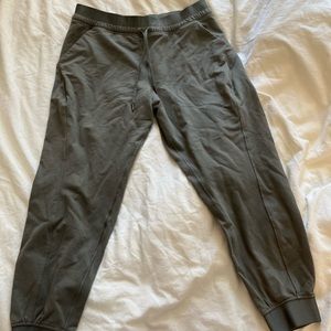 Lululemon sweatpants like new